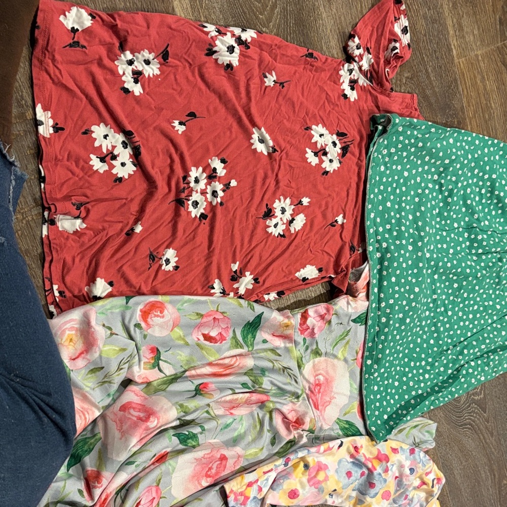 4 Girls Dresses